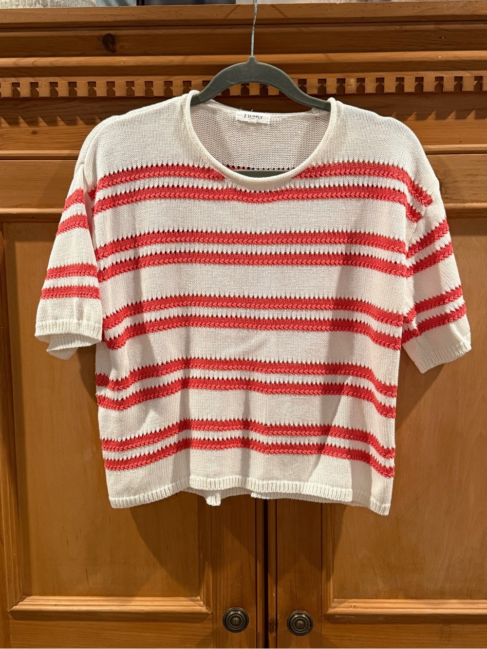 Z Supply Prado Striped Sweater Tee
Size Medium Coral stripe